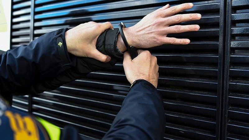 Verdachte aangehouden na inrijden op voetganger