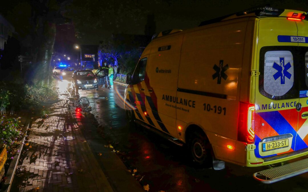 Fietser zwaar gewond na aanrijding met auto op de Bovenweg