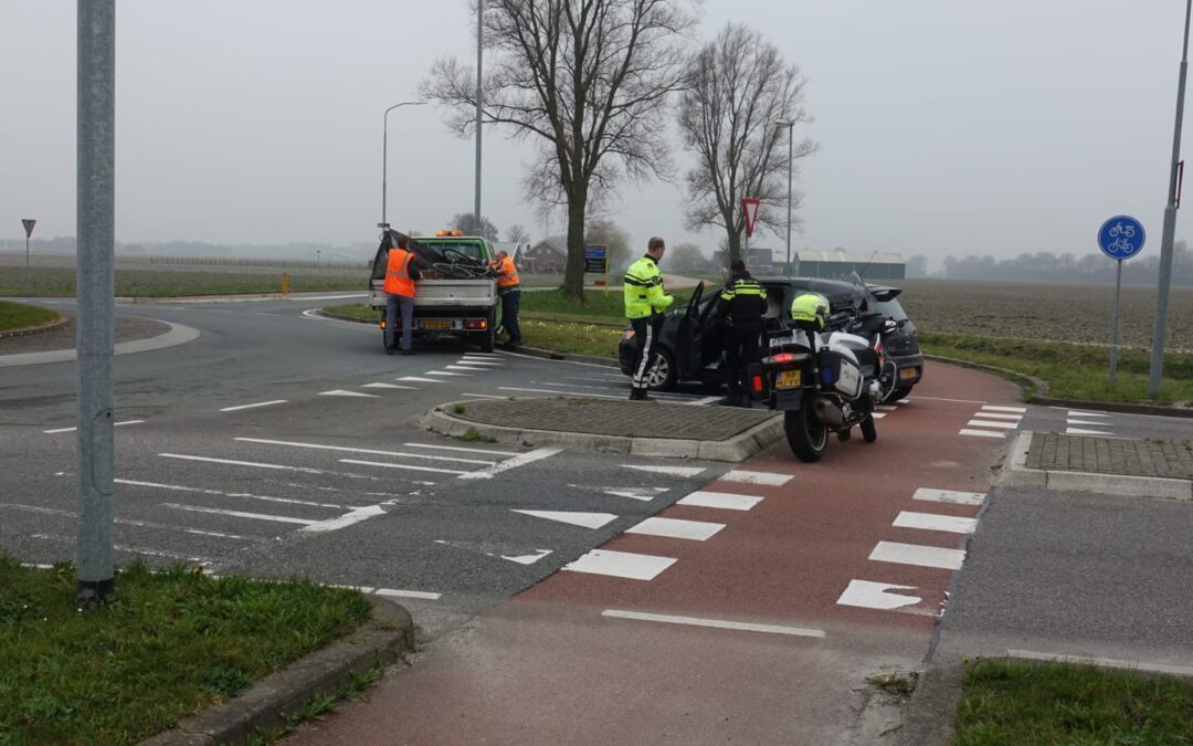 Fietser gewond na aanrijding Westelijkerandweg