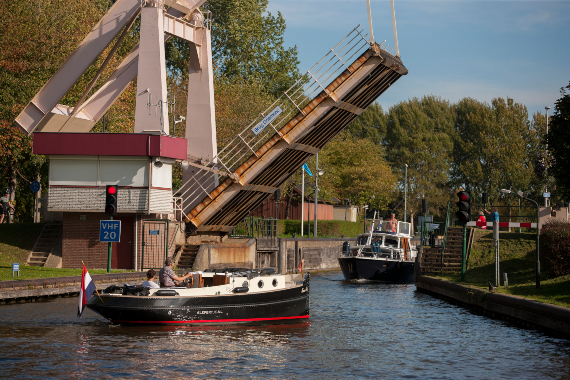 Vaar mee op de Blauwe Golf met een digitale vaargids