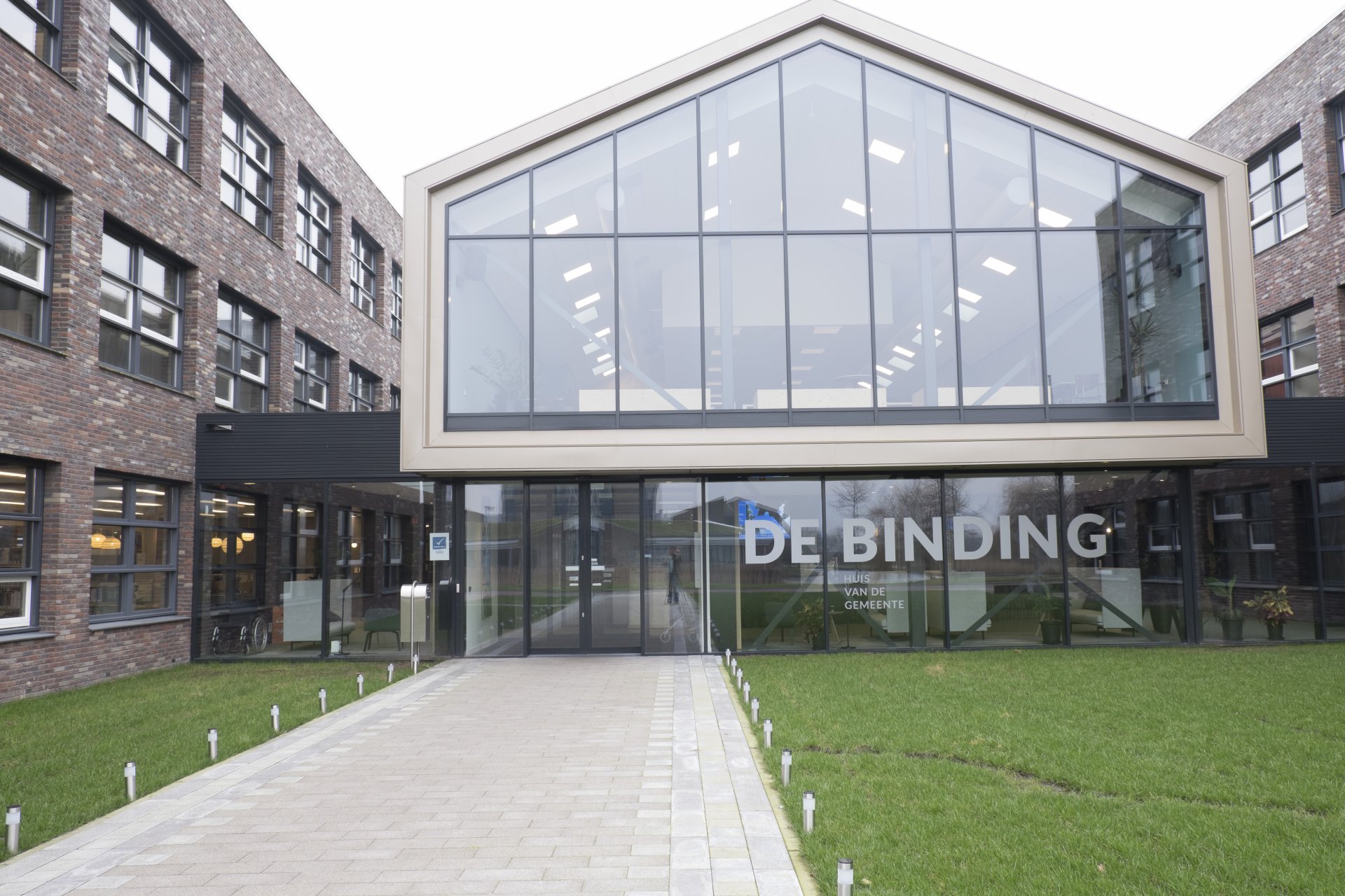 de-binding-hoofdingang.1920×0