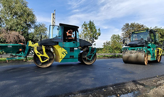 Ook de N242 in Hollands Kroon heeft nu ‘superasfalt’