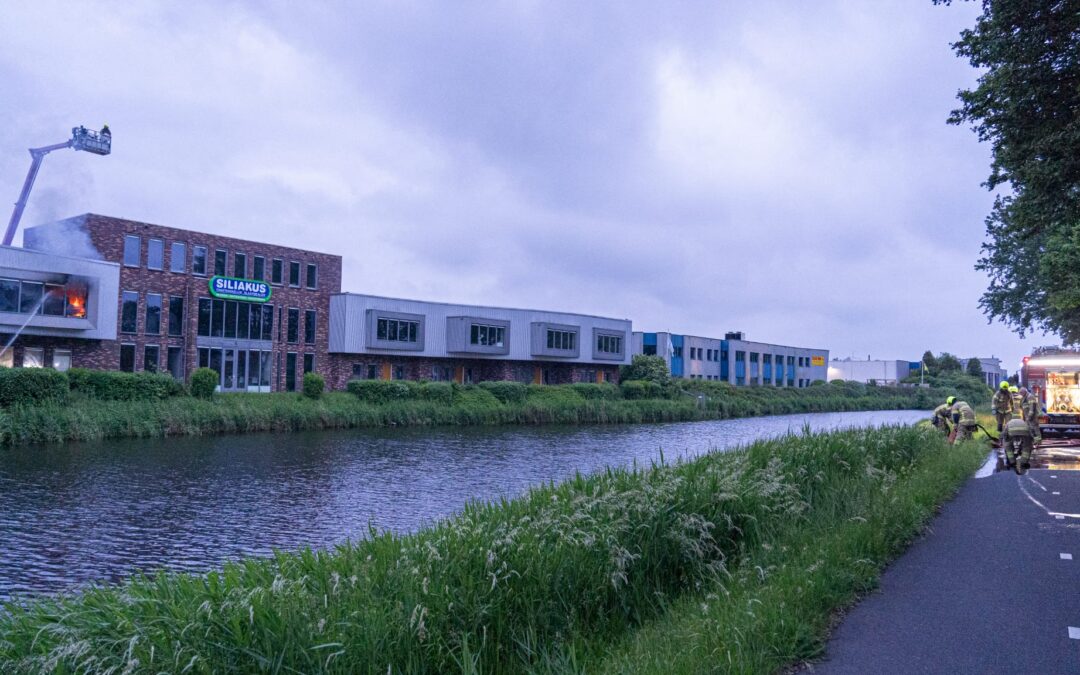 Brand bij Siliakus aan de Bijlestaal in Broek op Langedijk