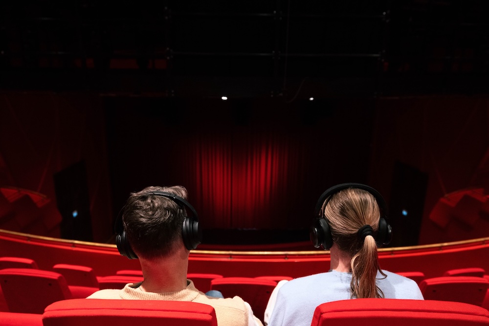 Cool kunst en cultuur maakt prikkelarm theaterbezoek mogelijk