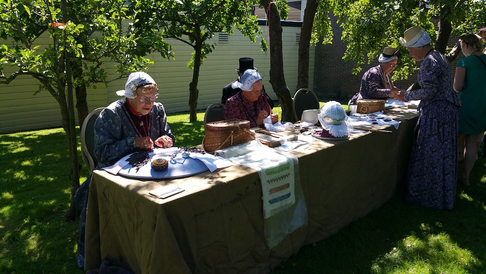 Proef, beleef en verwonder: ‘Doen als Toen’ bij Museum BroekerVeiling