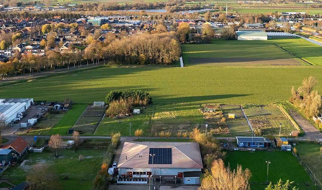Plannen voor 600 nieuwe woningen gereed Nieuwe woonwijk De Oostrand in Noord- en Zuid-Scharwoude krijgt vorm
