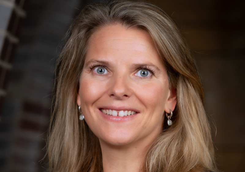 Hélène Bakker nieuwe gemeentesecretaris van Dijk en Waard