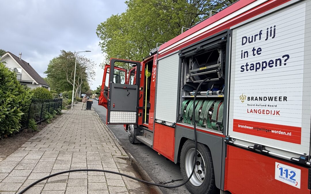 Brand in aanbouw van woning in Oudkarspel snel onder controle