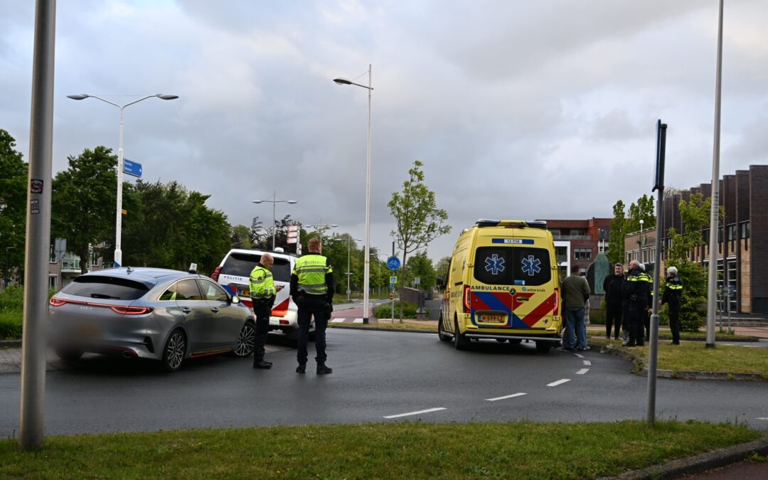 Automobilist ziet fietser over het hoofd op Soomerwegh in Castricum.